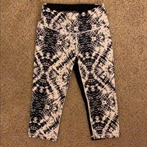 Victoria’s Secret Sport VSX Knockout Capri Crop